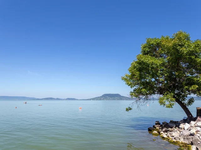 Balaton Plattensee mit Ferienhaus am Ufer