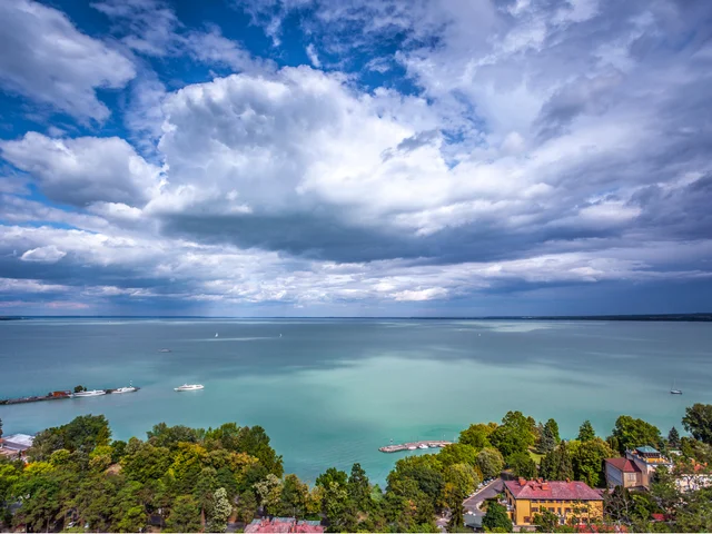 Balaton Plattensee mit Ferienhaus am Ufer