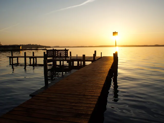Balaton Plattensee mit Ferienhaus am Ufer